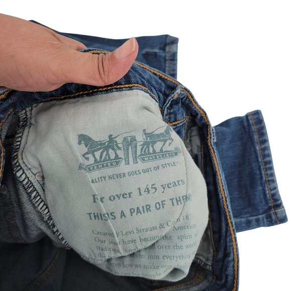 Levi's® Womens Classic Straight Jeans - Picture 4 of 7